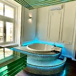 Vip Jacuzzi Suites *