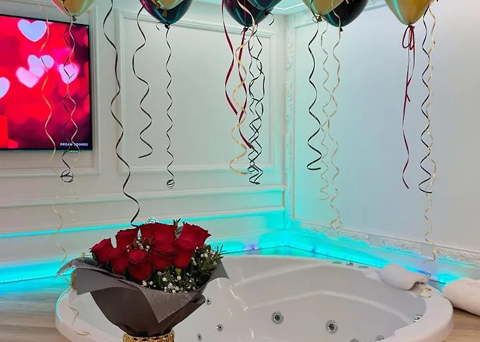 アパート Enzo Capo Jacuzzi Andrassy ブダペスト