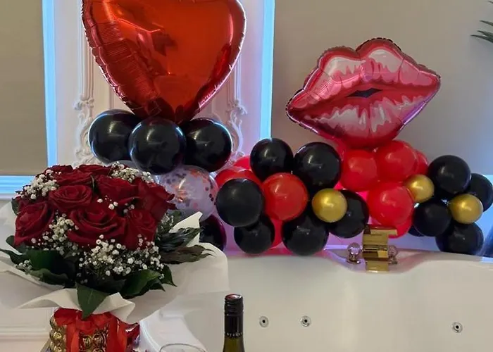 Enzo Capo Jacuzzi Andrassy Apartament Budapesta