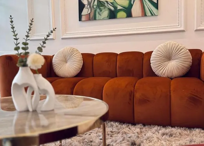 Enzo Capo Jacuzzi Andrassy Apartament *