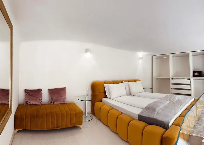 Апартаменты Enzo Capo Jacuzzi Andrassy Будапешт