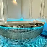 Vip Jacuzzi Suites *